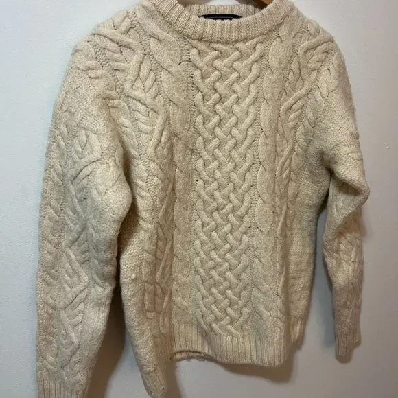 100% Wool Vintage Knit Sweater - M/L - Made in England - Picture 2 of 5